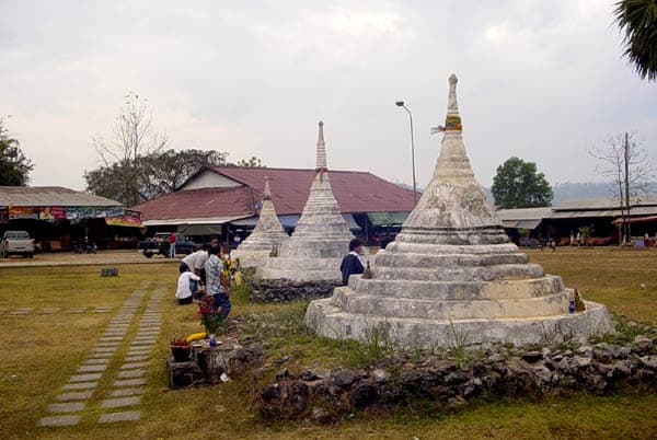 Three Pagodas Pass 2